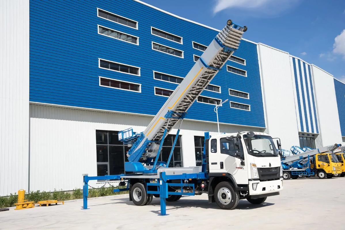 衢州柯城小型云梯车上料车租赁多少钱