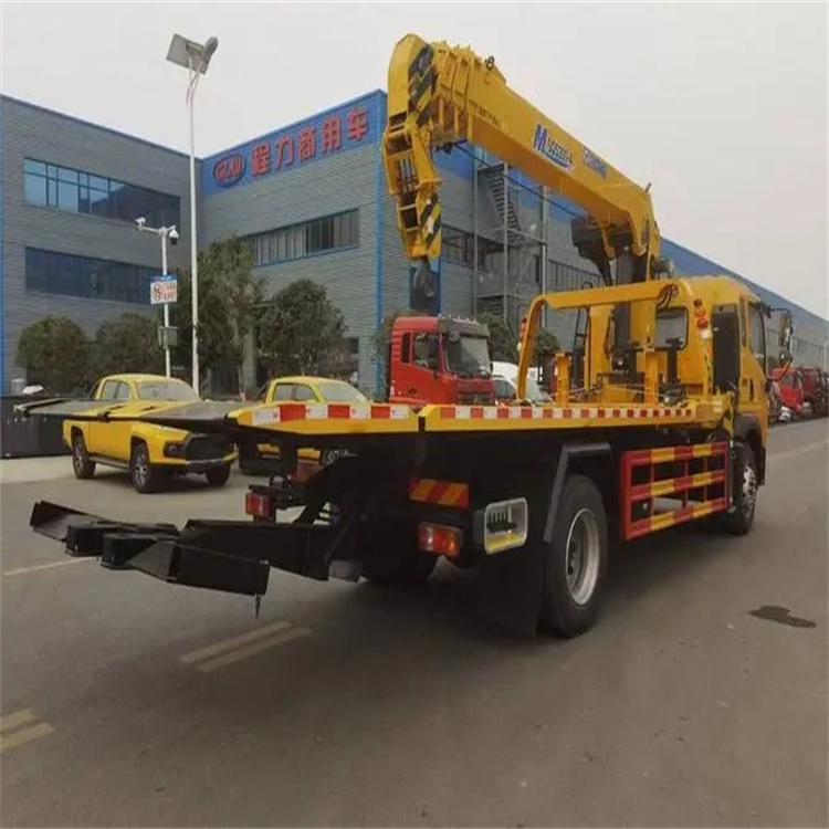 衢州柯城附近小随车吊出租电话，轻松解决搬运烦恼