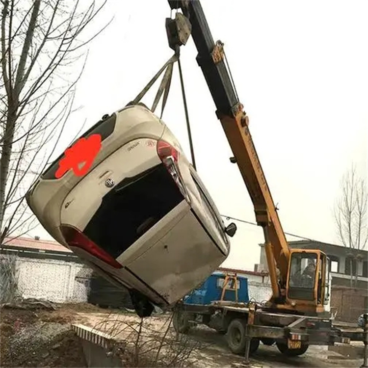 衢州柯城随时待命，吊车24小时道路救援服务全解析